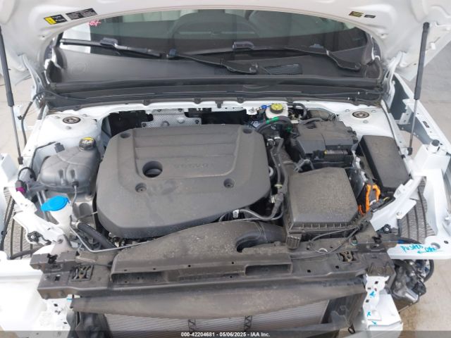 YV4L12UL7R2215271 Volvo Xc40 B5 Plus Dark Theme