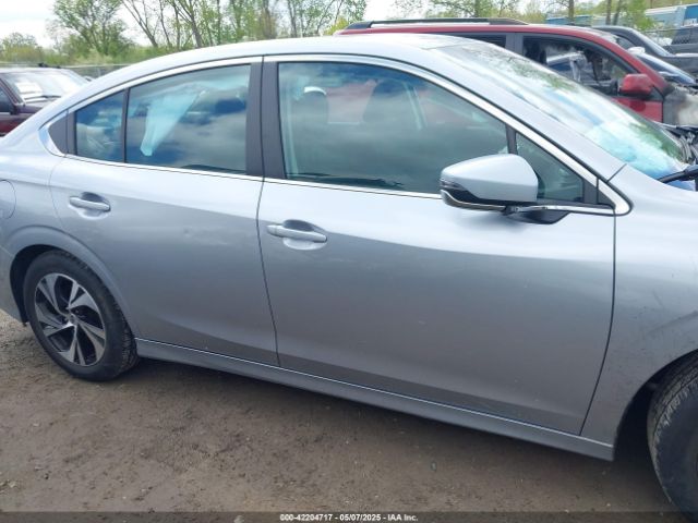 4S3BWAC68N3008706 Subaru Legacy Premium