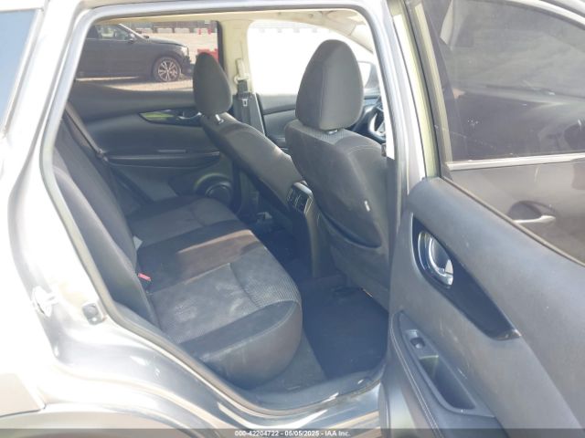 JN1BJ1CPXHW031997 Nissan Rogue Sport Sv