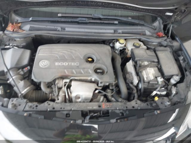 W04WT3N5XGG072858 Buick Cascada Premium