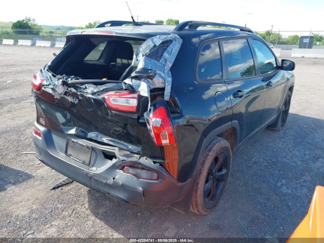 1C4PJMCB3FW719832 Jeep Cherokee Latitude Altitude