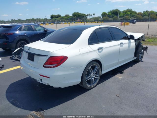 2018 MERCEDES-BENZ E 300 WDDZF4KB0JA370037 Photo 3