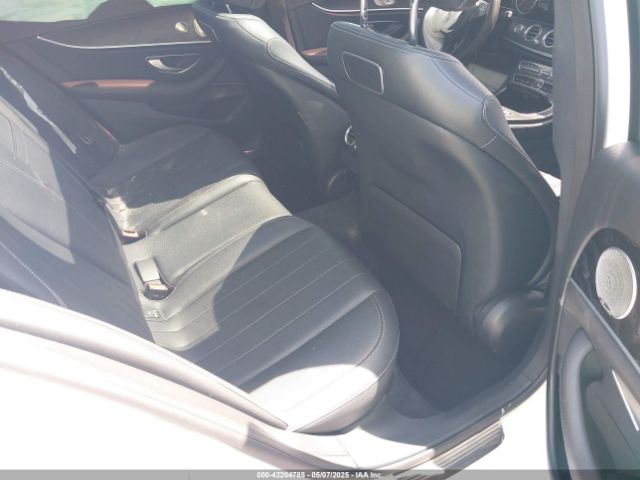 2018 MERCEDES-BENZ E 300 WDDZF4KB0JA370037 Photo 7