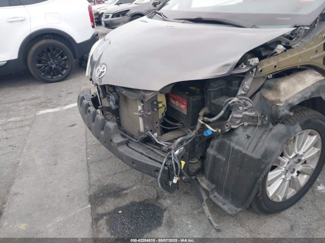 5TDDK3DC4FS097372 Toyota Sienna Limited Premium 7 Passenger