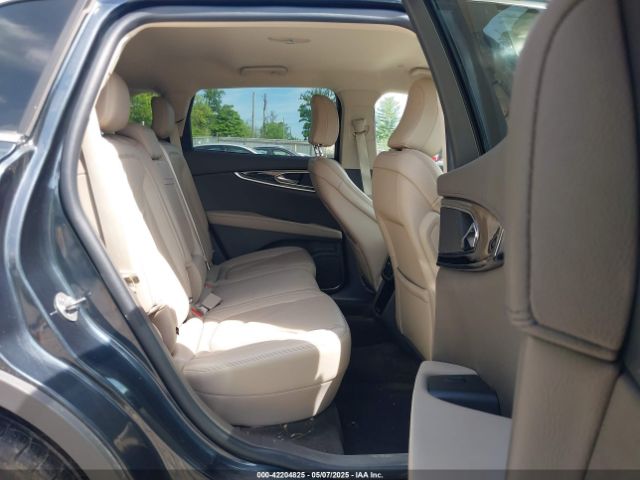 2LMPJ8J92MBL10856 Lincoln Nautilus Standard