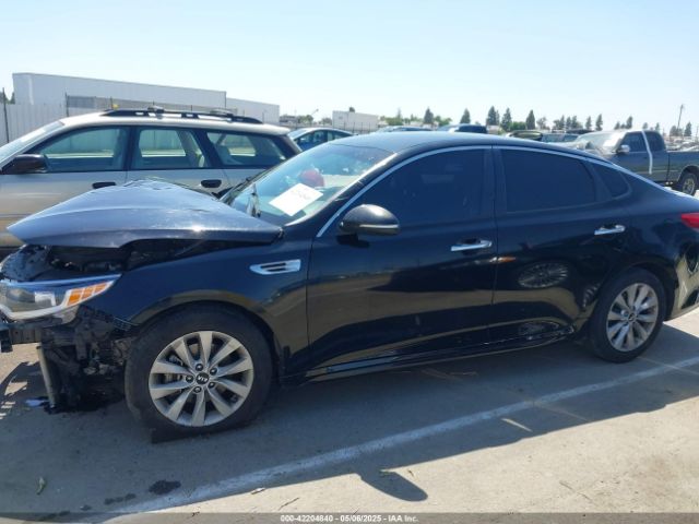 5XXGT4L38JG263243 KIA Optima Lx