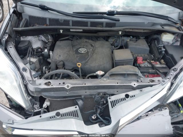 5TDYZ3DC0LS024959 Toyota SIENNA XLE