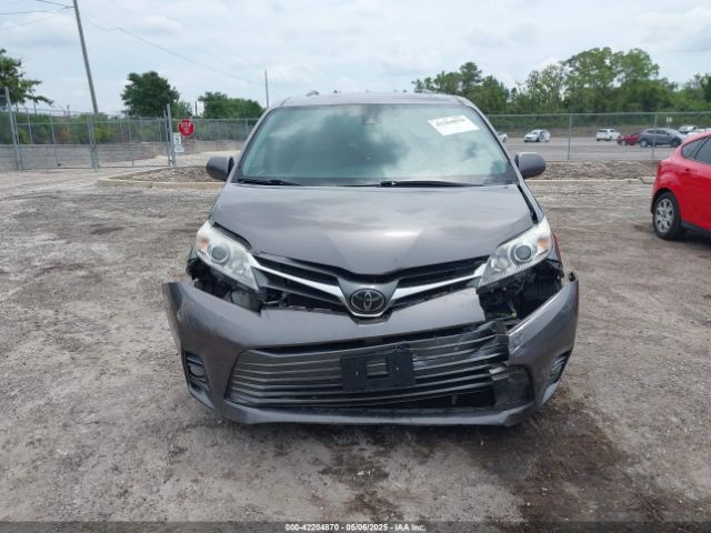 5TDYZ3DC0LS024959 Toyota SIENNA XLE
