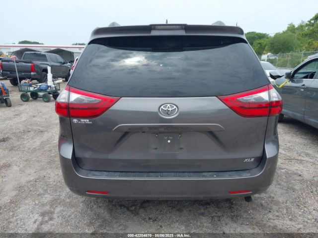 5TDYZ3DC0LS024959 Toyota SIENNA XLE