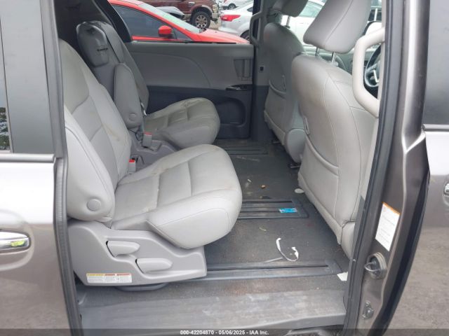 5TDYZ3DC0LS024959 Toyota SIENNA XLE