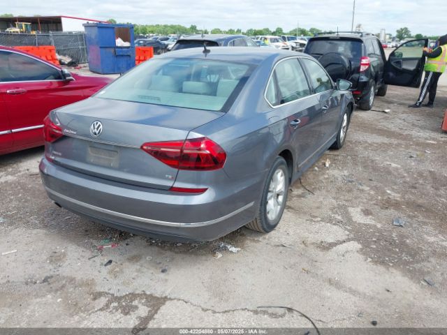 1VWAT7A32HC085122 Volkswagen Passat 1.8t S