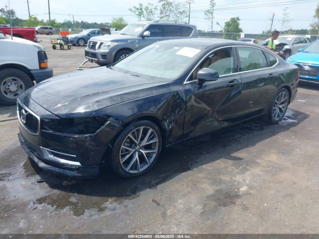 LVY982AKXJP032631 Volvo S90 T5 Momentum