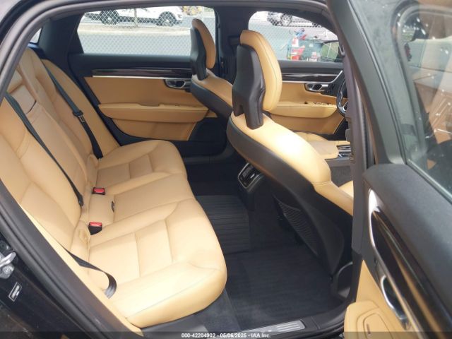 LVY982AKXJP032631 Volvo S90 T5 Momentum