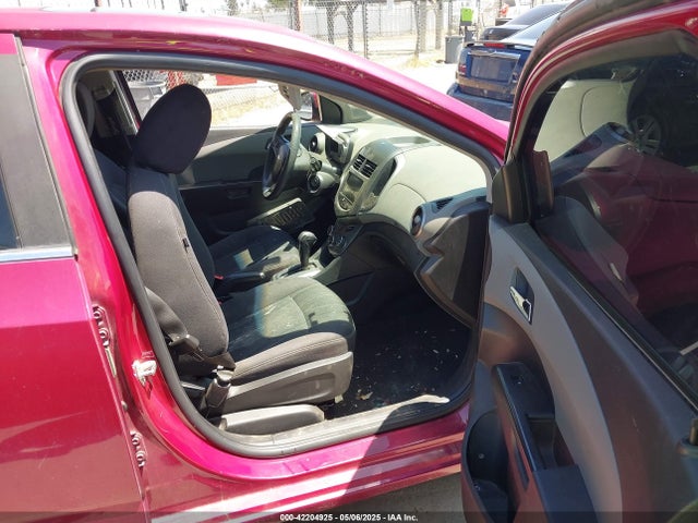 1G1JC5SH7E4121869 Chevrolet Sonic Lt Auto