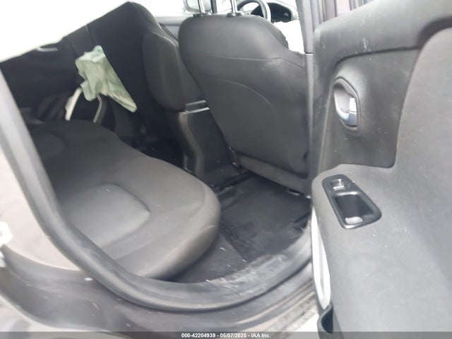 ZACCJBAB9JPJ70730 Jeep Renegade Sport 4x4