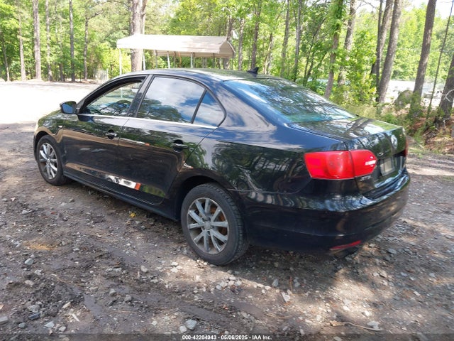 3VWD07AJXEM371105 Volkswagen Jetta 1.8t Se