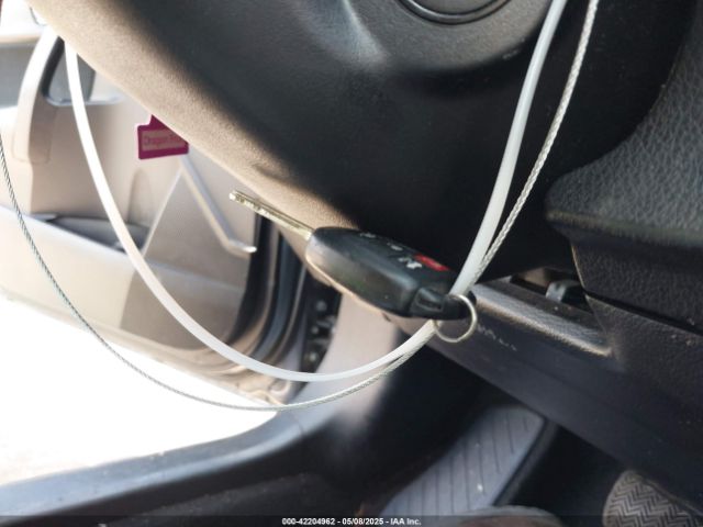 2T1BURHEXKC125758 Toyota COROLLA LE