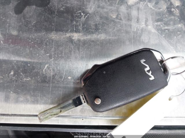 3KPF24AD5NE450111 KIA Forte Lxs
