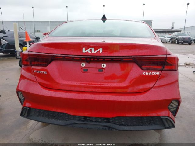 3KPF24AD5NE450111 KIA Forte Lxs