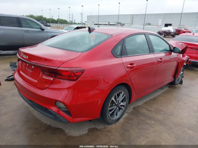 3KPF24AD5NE450111 KIA Forte Lxs