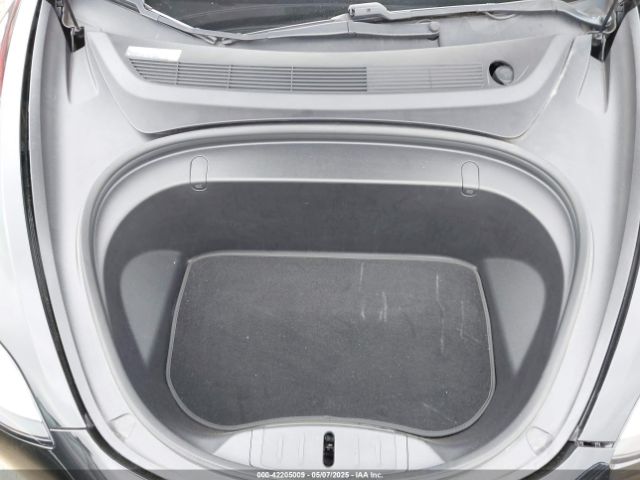 5YJ3E1EA8JF023664 Tesla Model 3 Long Range/mid Range