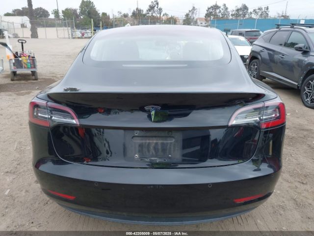 5YJ3E1EA8JF023664 Tesla Model 3 Long Range/mid Range