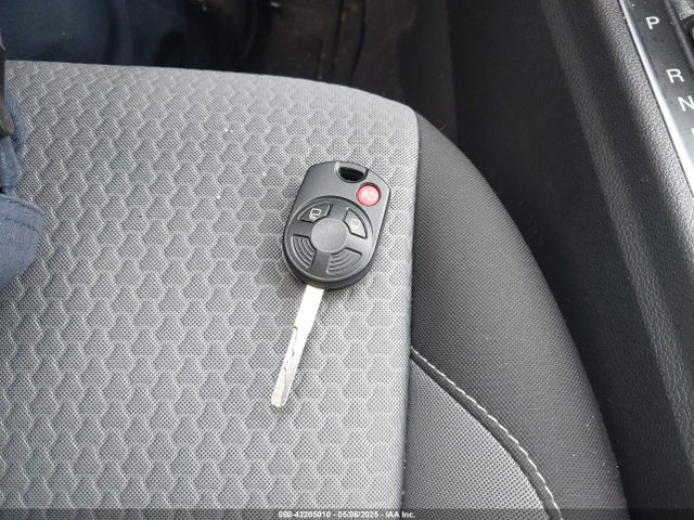 1FMCU9GD4JUD27389 Ford ESCAPE SE