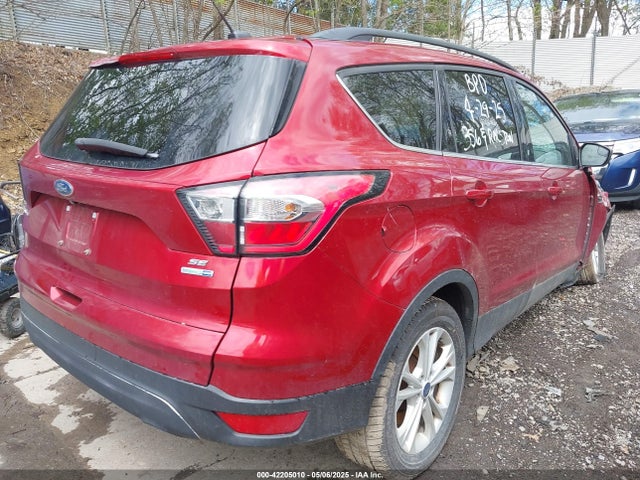 1FMCU9GD4JUD27389 Ford ESCAPE SE