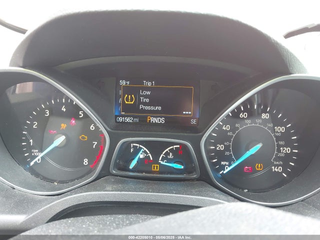 1FMCU9GD4JUD27389 Ford ESCAPE SE