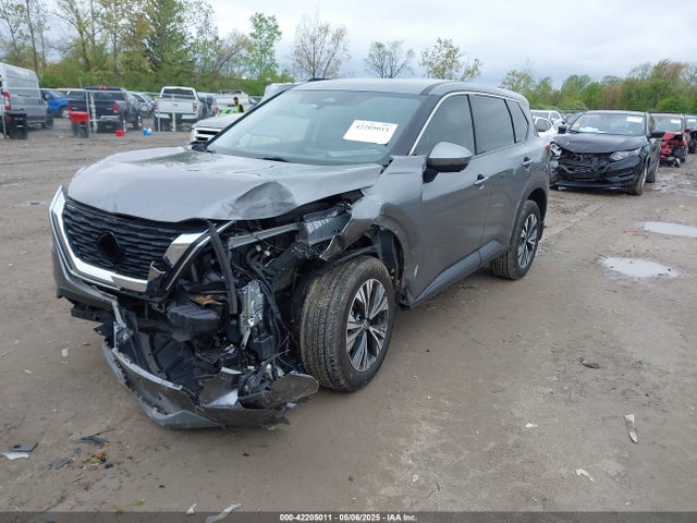 JN8AT3BBXMW205344 Nissan Rogue Sv Intelligent Awd