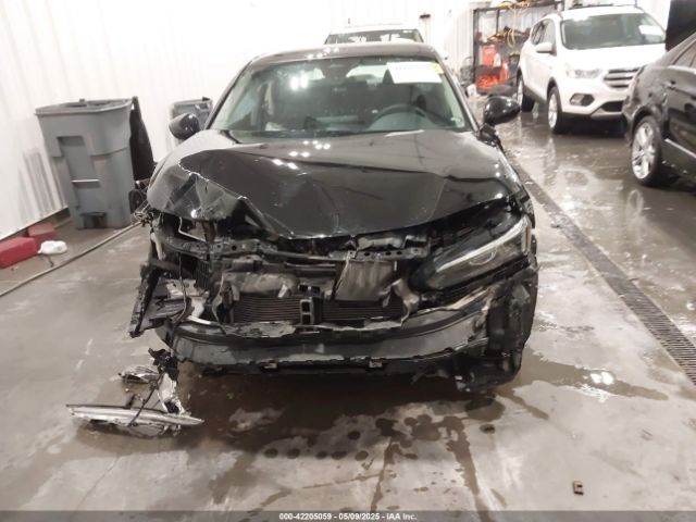 2HGFE2F28NH532455 Honda Civic Lx
