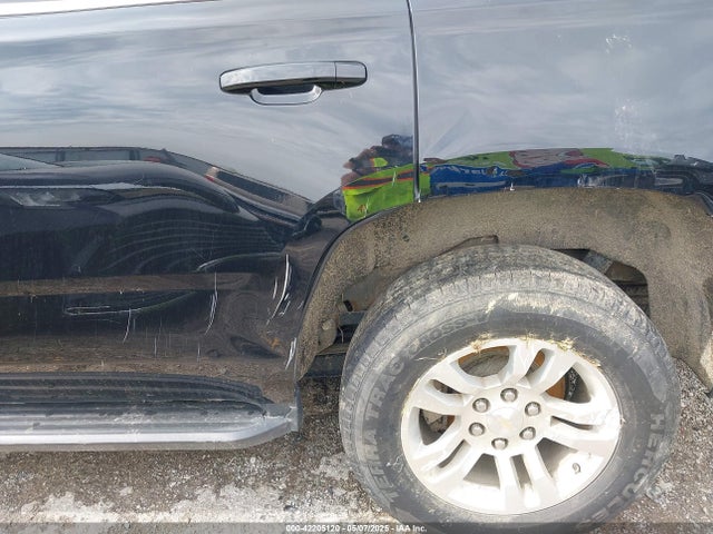 1GNSKBKCXKR337996 Chevrolet Tahoe Lt