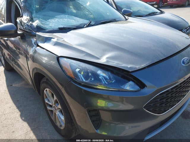 1FMCU9G66MUA11210 Ford ESCAPE SE