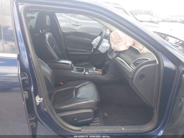 2C3CCAAG6FH931679 Chrysler 300