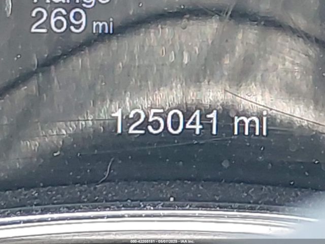 1C4RJEAG4KC690043 Jeep Grand Cherokee Laredo E 4x2
