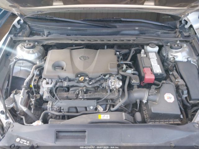 4T1C11AK1NU621288 Toyota CAMRY LE