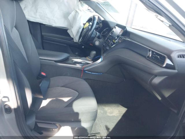4T1C11AK1NU621288 Toyota CAMRY LE