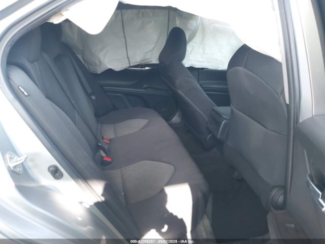 4T1C11AK1NU621288 Toyota CAMRY LE
