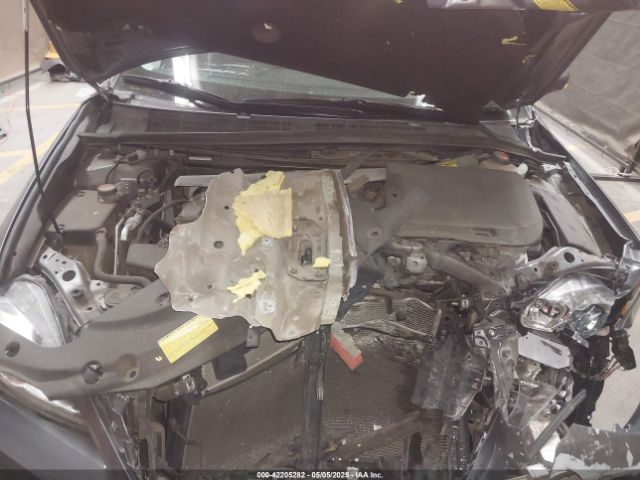JTHKD5BHXE2196696 Lexus CT 200H