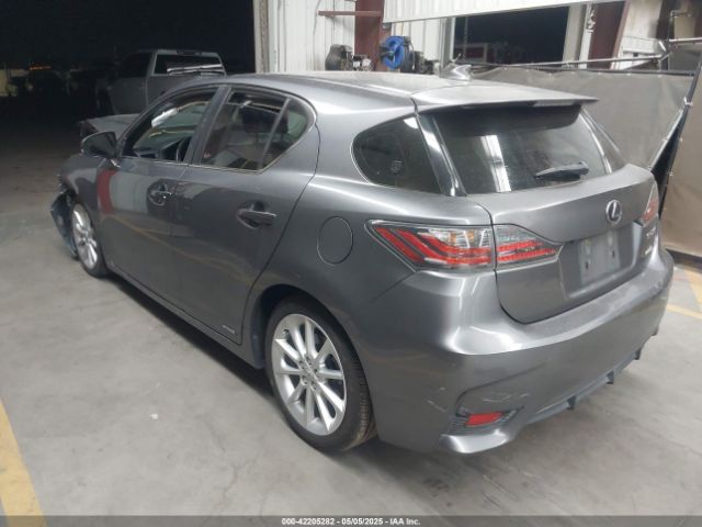 JTHKD5BHXE2196696 Lexus CT 200H