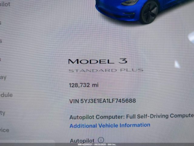 5YJ3E1EA1LF745688 Tesla 2020