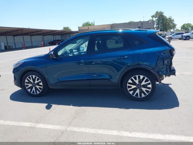 1FMCU0BZ1LUC15585 Ford Escape Se Sport Hybrid