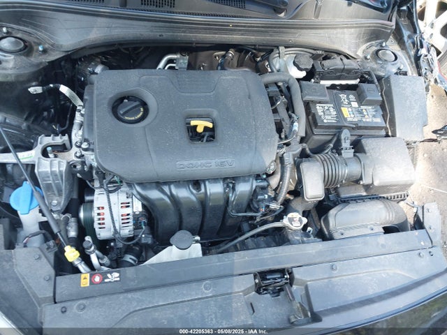 3KPF24AD1RE758267 KIA Forte Lxs