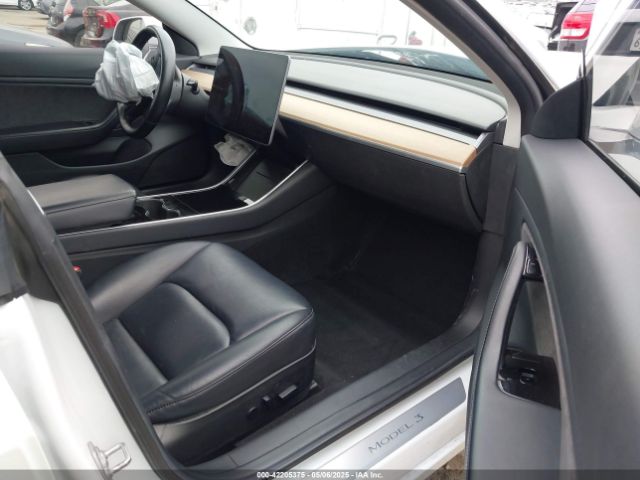 5YJ3E1EA0JF062488 Tesla Model 3 Long Range/mid Range
