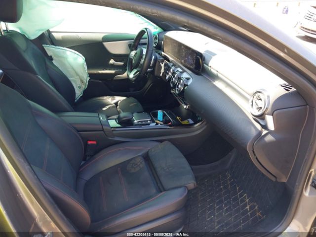 W1K3G4FB2MJ310293 Mercedes-Benz A 220 4matic