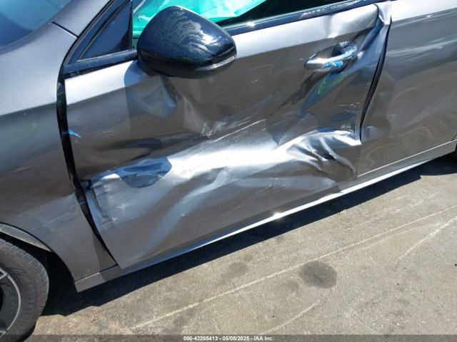 W1K3G4FB2MJ310293 Mercedes-Benz A 220 4matic