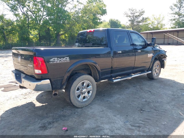 3C6UR5DL9HG628274 RAM 2500 Big Horn  4x4 6'4 Box