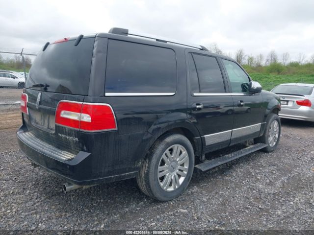 5LMJJ2J50EEL03760 Lincoln Navigator