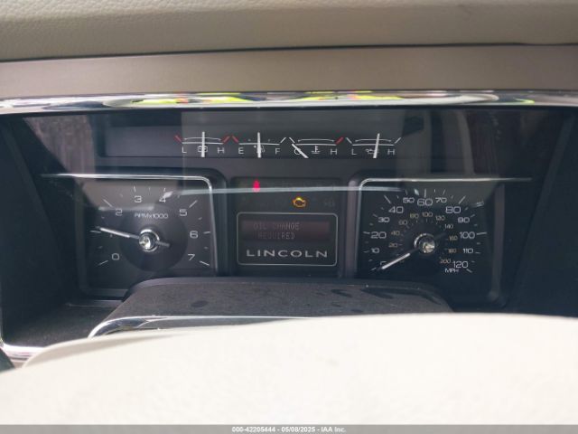 5LMJJ2J50EEL03760 Lincoln Navigator