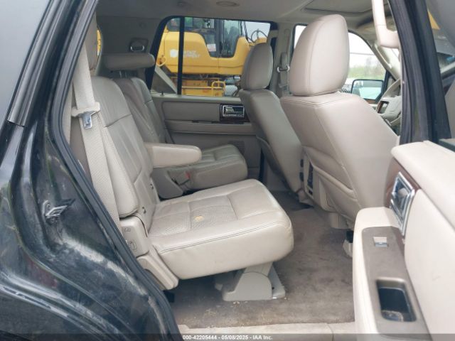 5LMJJ2J50EEL03760 Lincoln Navigator